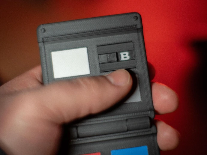 Someone using the switch on Kōlor